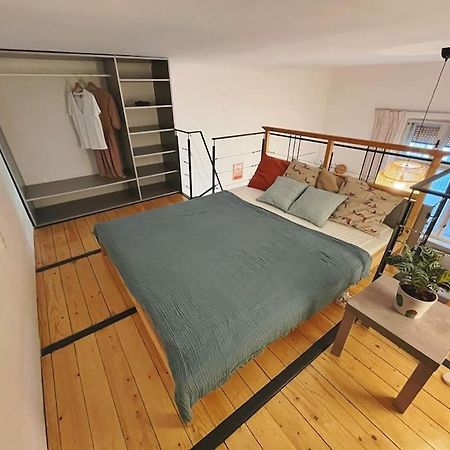 Stefanka Apartment Old Town Bratislava Luaran gambar