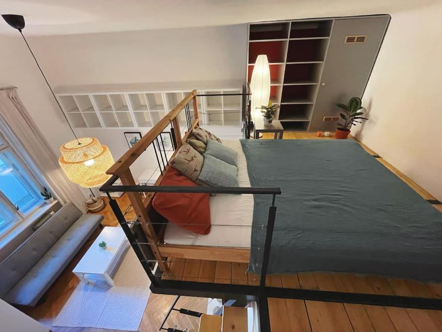 Stefanka Apartment Old Town Bratislava Luaran gambar